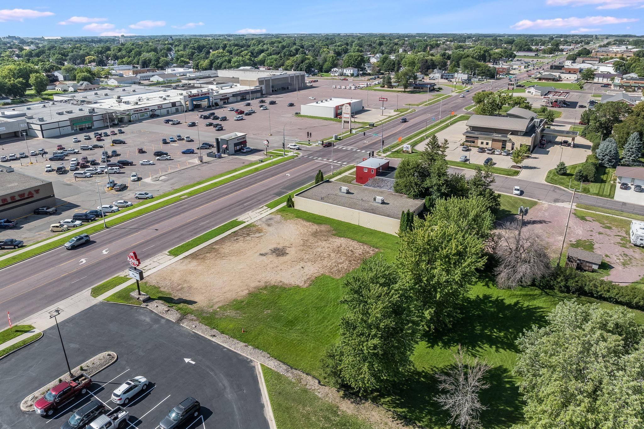 415 S State ST, Fairmont, MN 56031