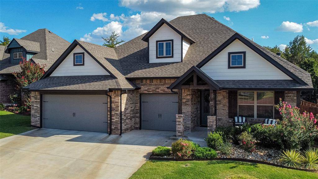 8124 Poplar DR, Edmond, OK 73034