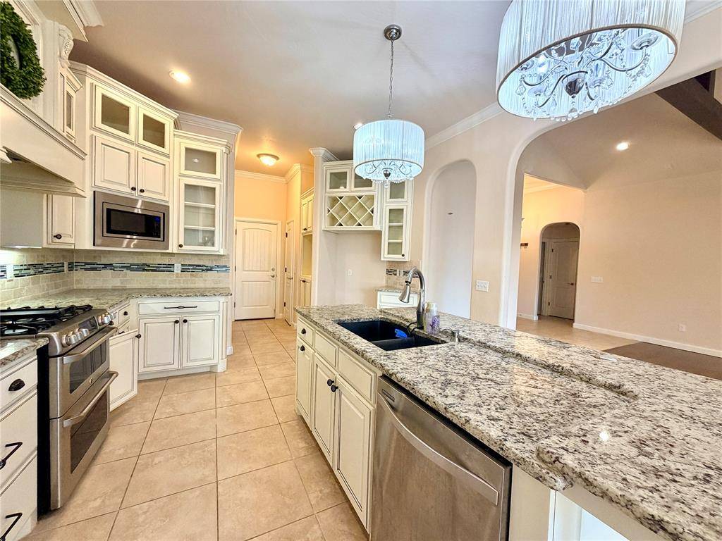 17100 Barcelona DR, Oklahoma City, OK 73170