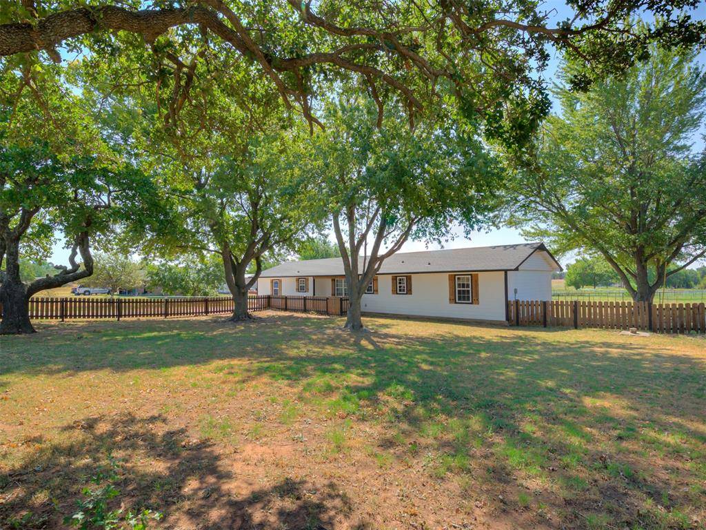 2152 NE 10th St, Blanchard, OK 73010
