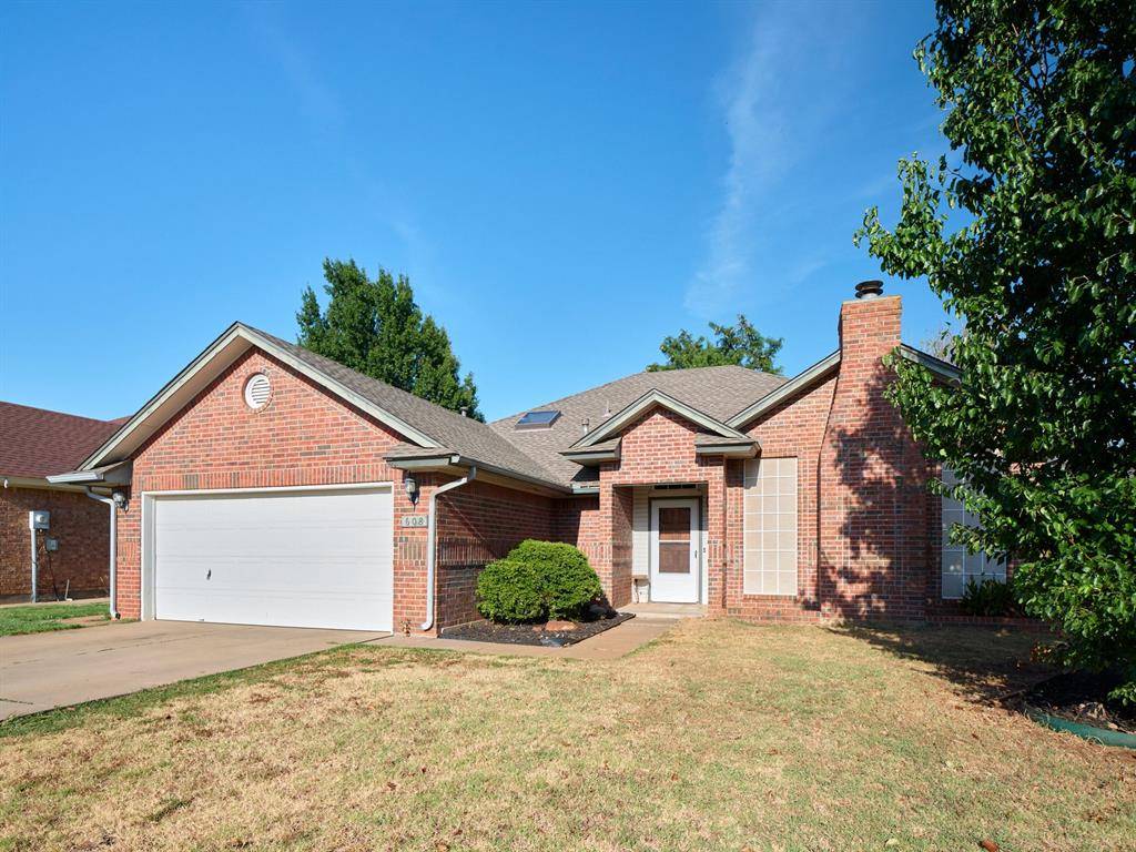 608 Tudor LN, Edmond, OK 73003
