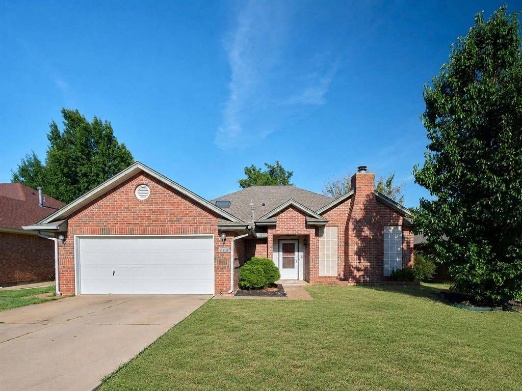 608 Tudor LN, Edmond, OK 73003