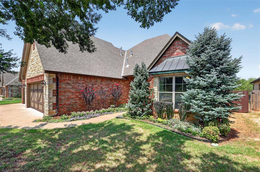 2501 Semillon WAY, Edmond, OK 73012
