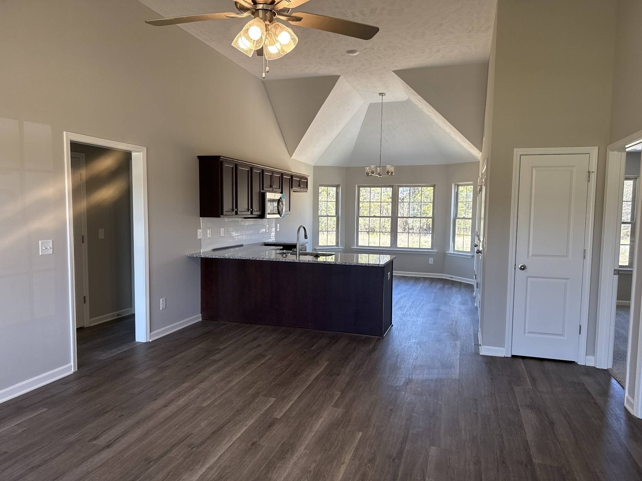 124 Hidden Circle, Shelbyville, TN 37160
