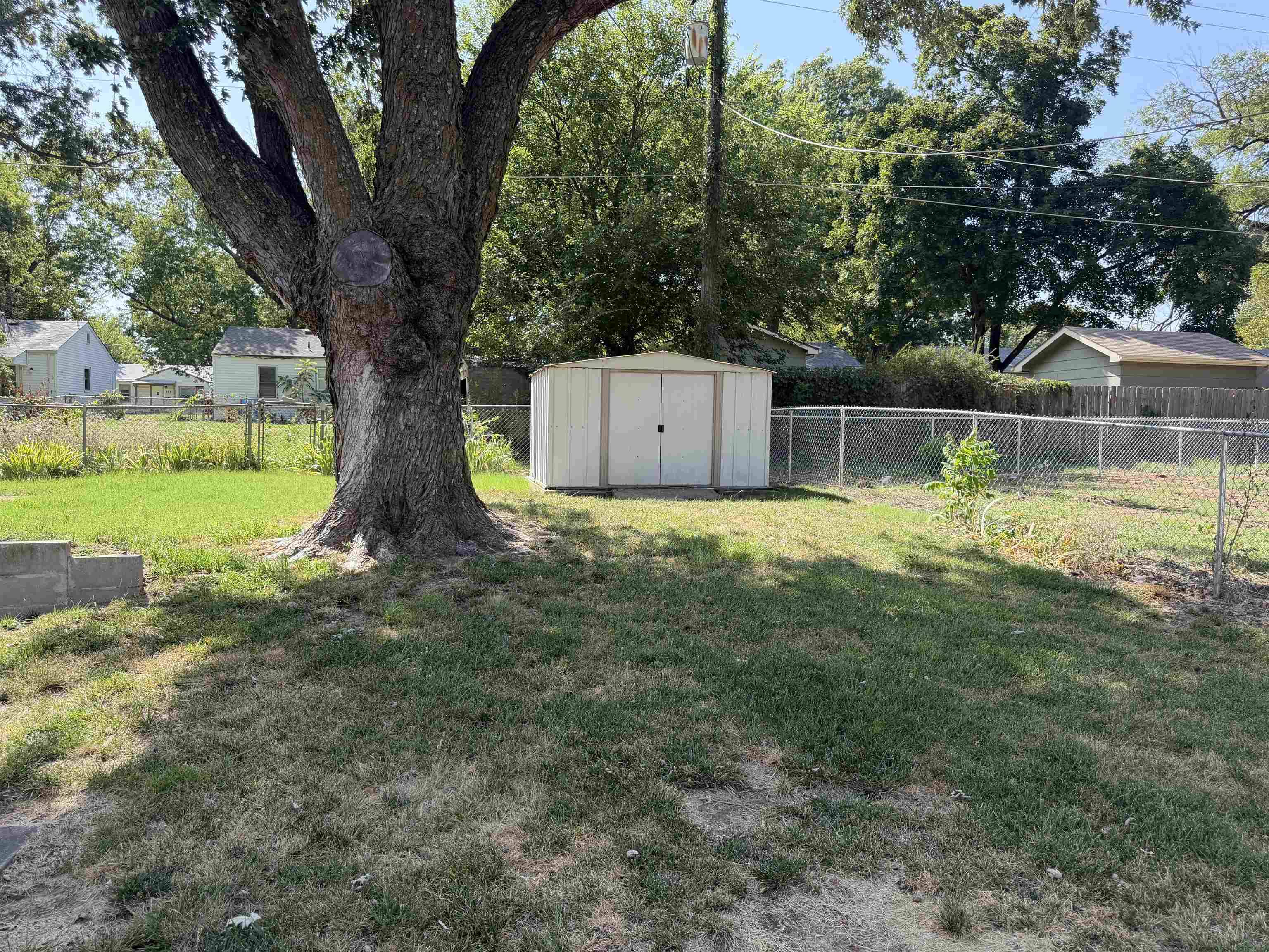 833 N Kokomo, Derby, KS 67037