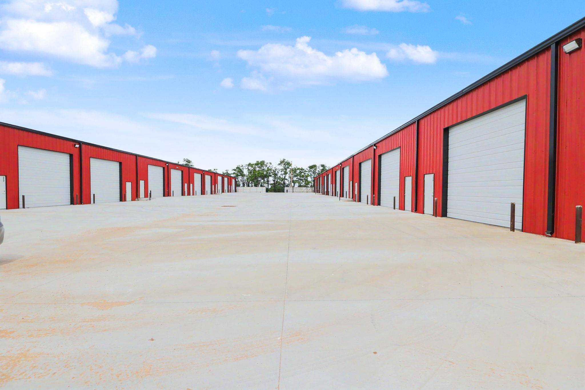 11301 W 53rd St N, Maize, KS 67101