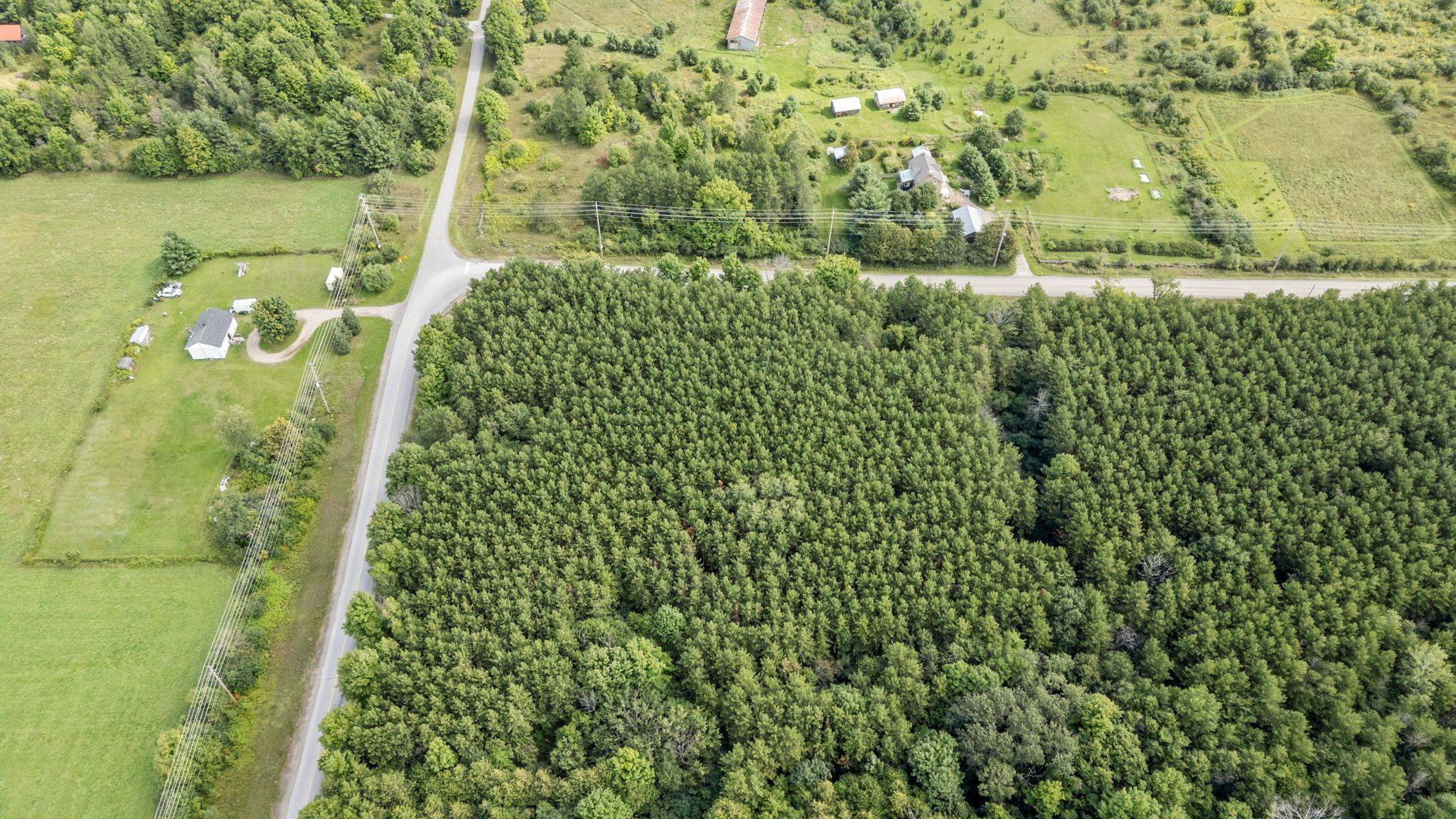 00 Burns RD, Drummond/north Elmsley, ON K0G 1W0