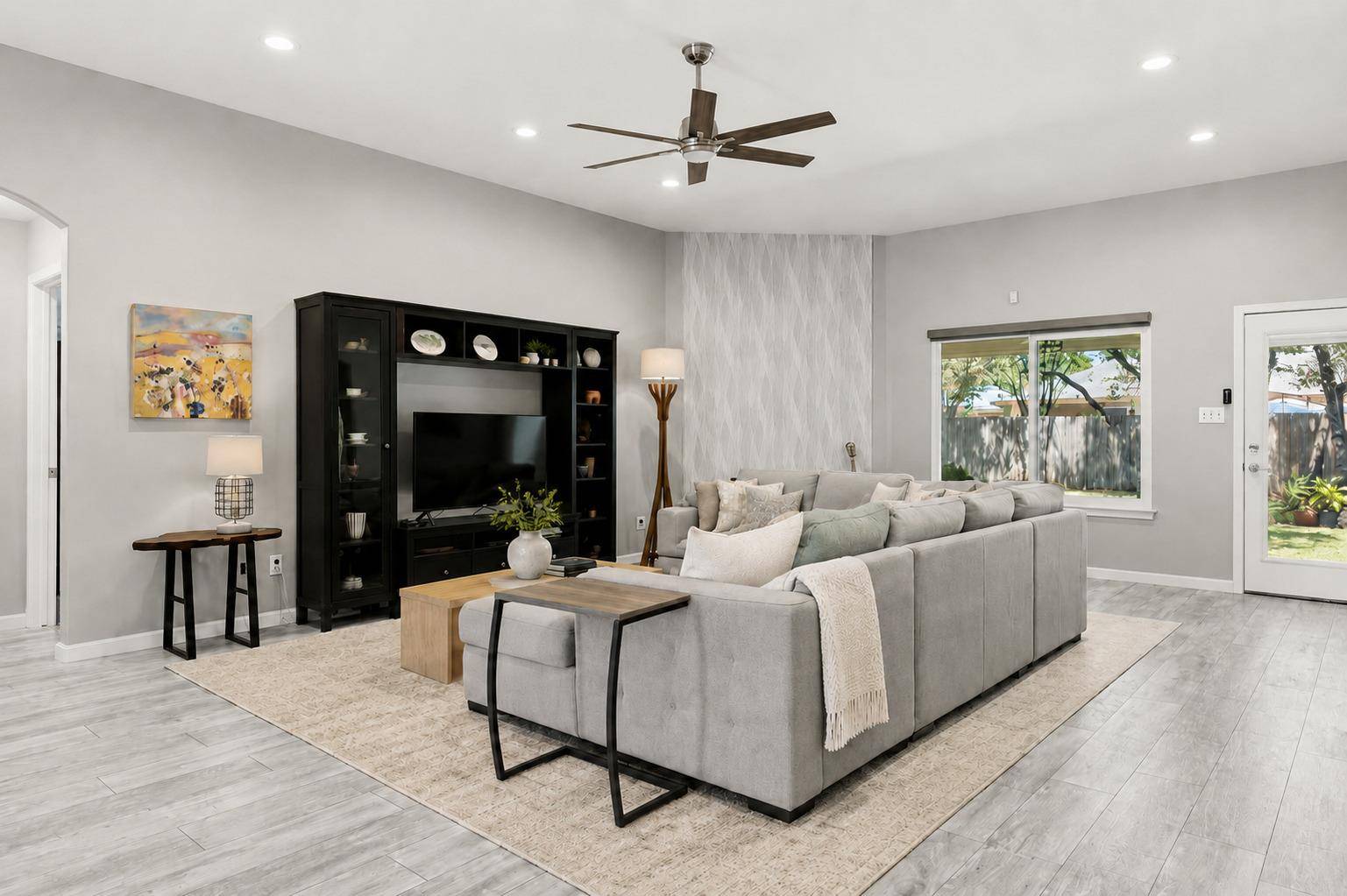 1921 Rutherford DR, Leander, TX 78641