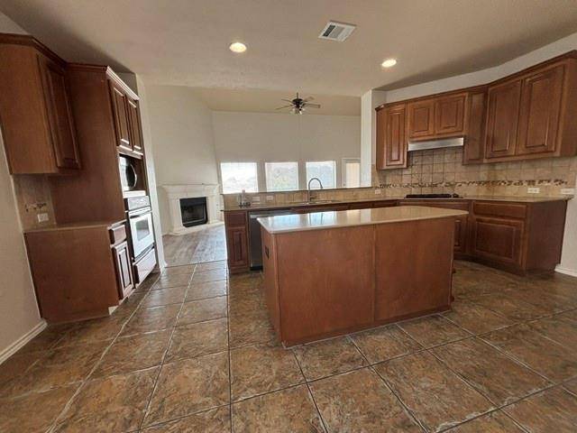 92 White Magnolia CIR, Austin, TX 78734