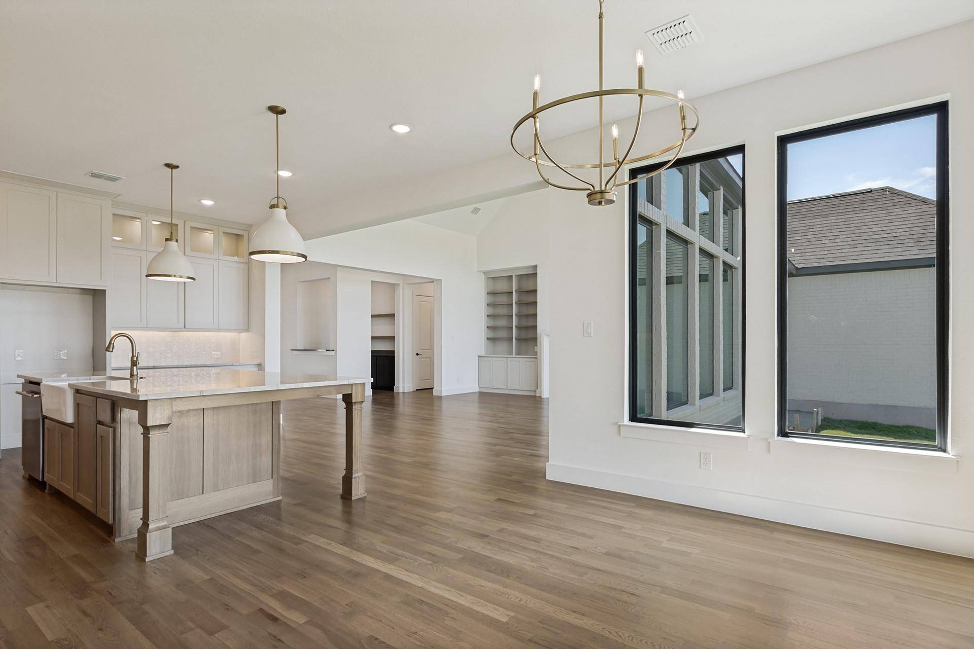 2453 Lineage LN, Leander, TX 78641