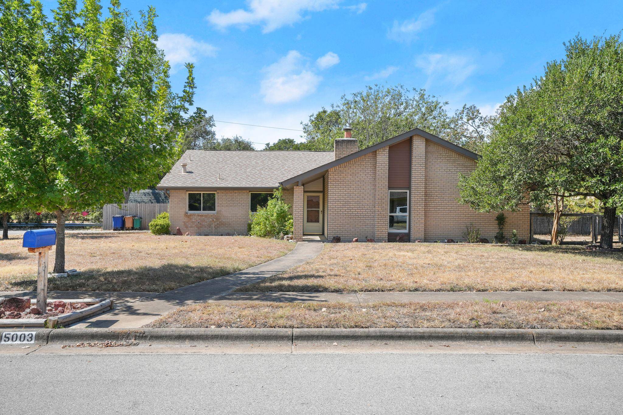 5003 Timber Wolf CIR, Austin, TX 78727