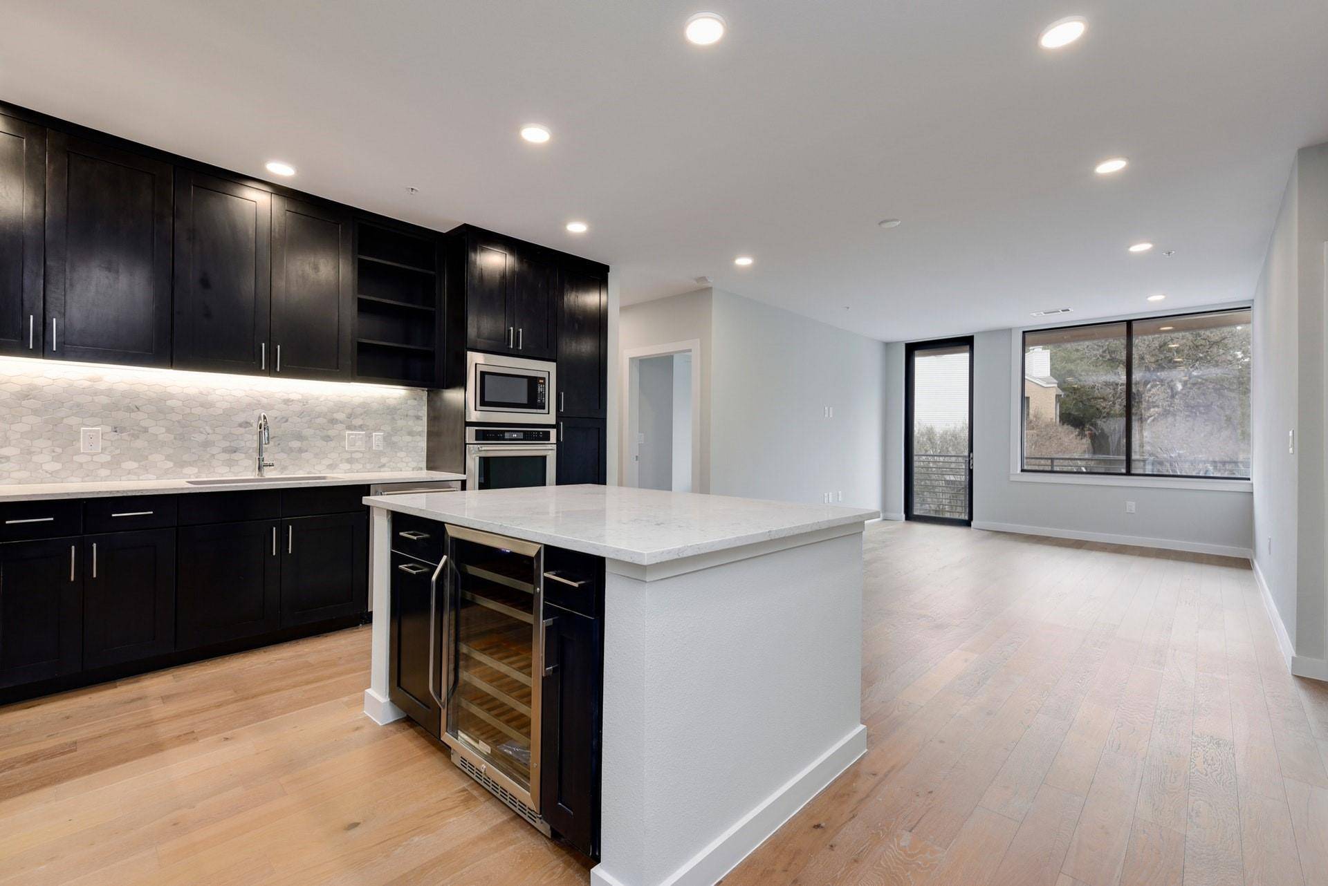 900 S 1st ST #307, Austin, TX 78704