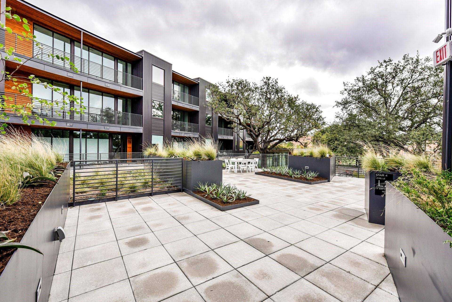 900 S 1st ST #307, Austin, TX 78704