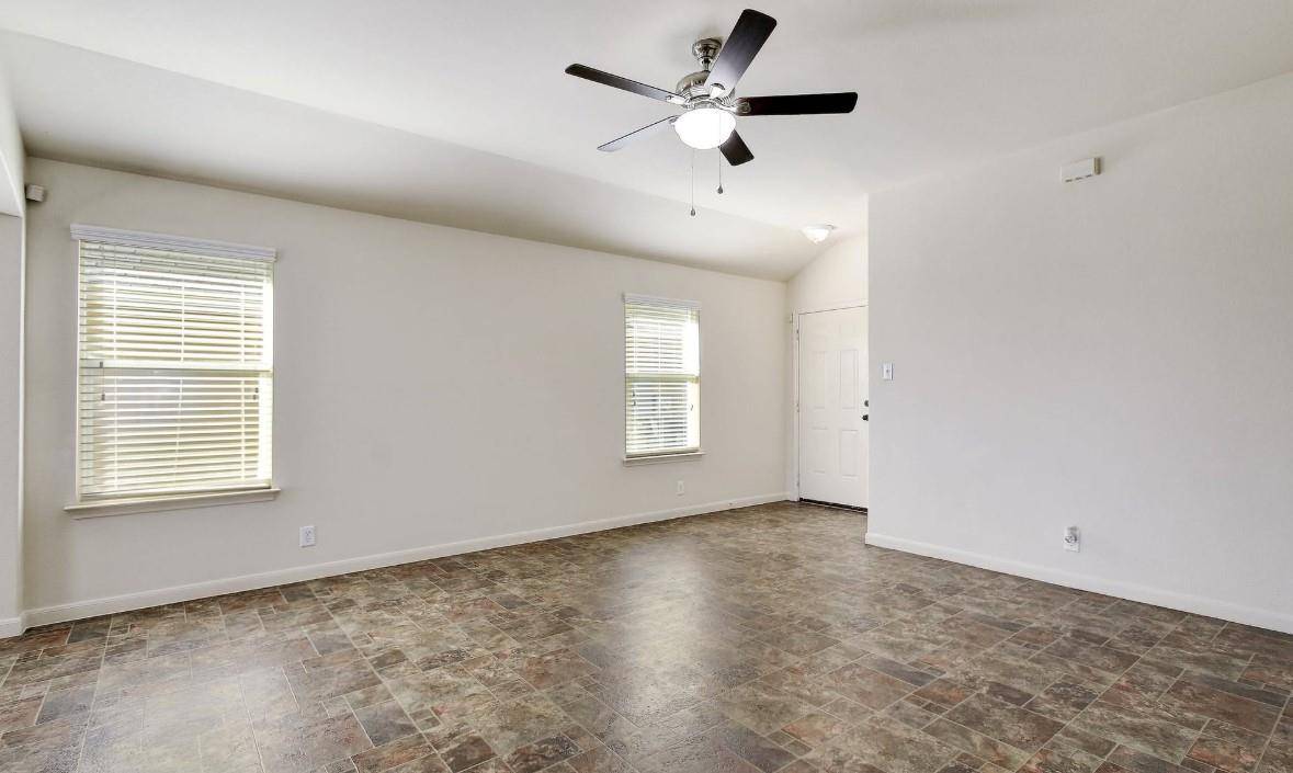 409 Teron DR, San Marcos, TX 78666