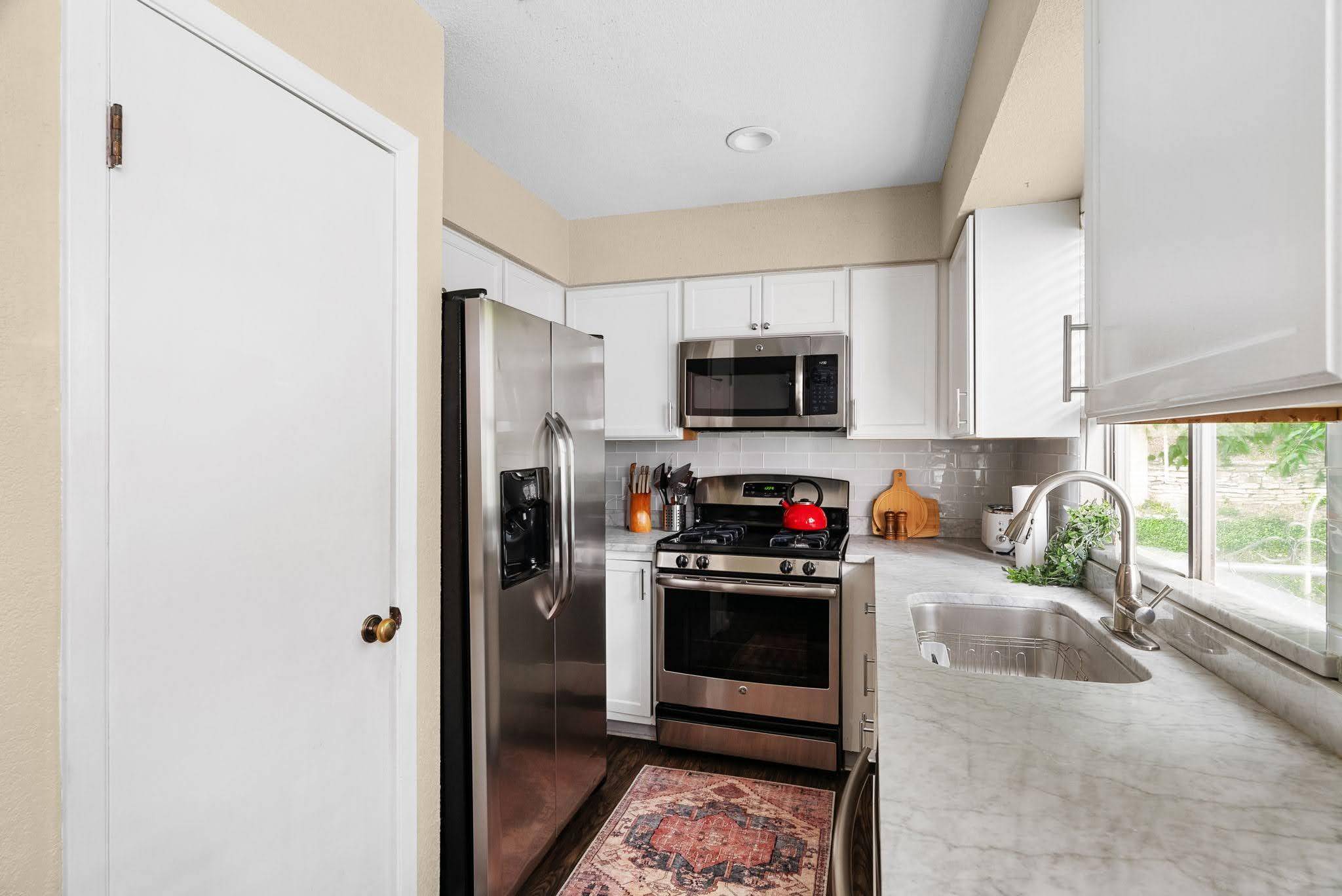 2320 Montclaire ST, Austin, TX 78704