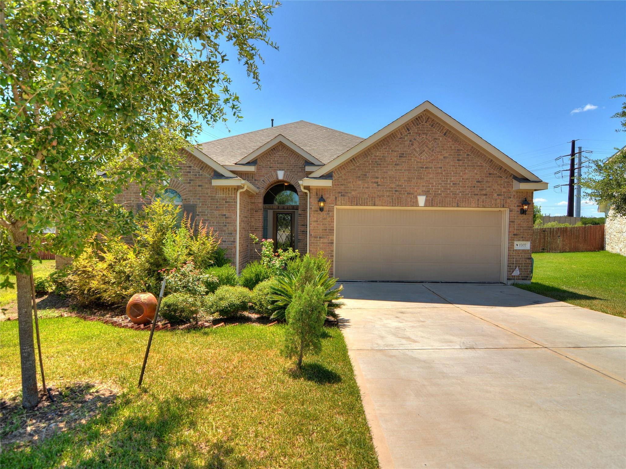 1707 Oakland DR, Cedar Park, TX 78613