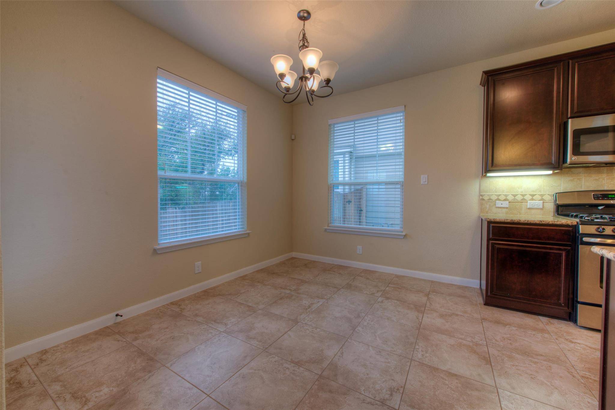 8608 White Ibis DR, Austin, TX 78729