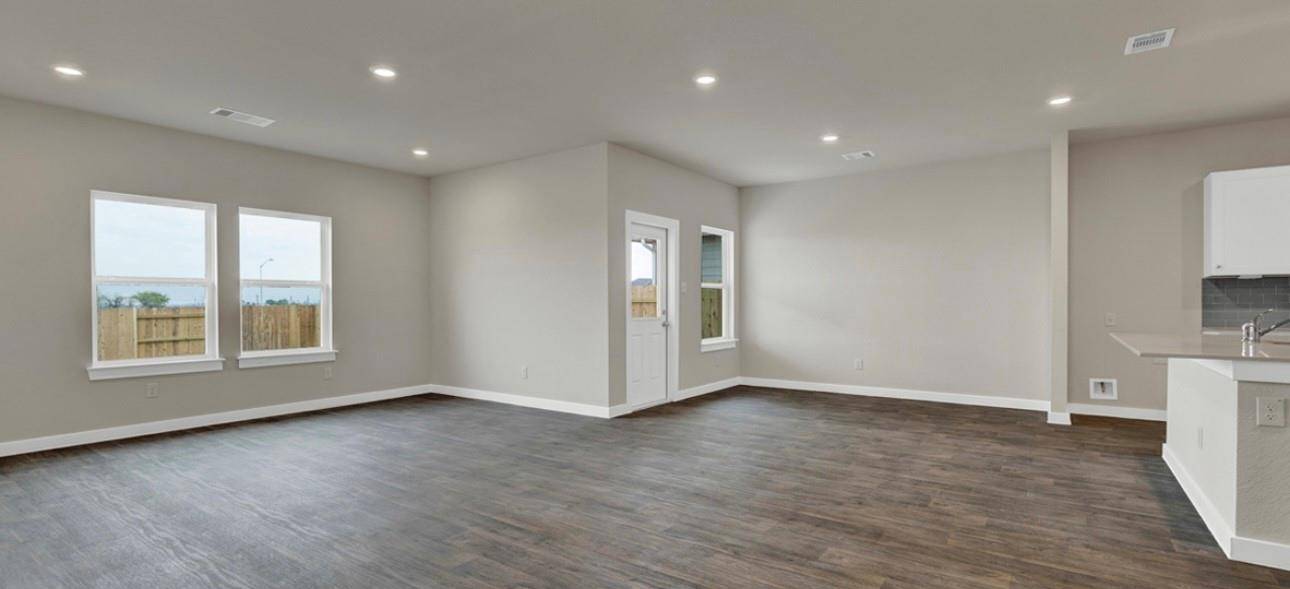 629 JANE LONG DR, San Marcos, TX 78666