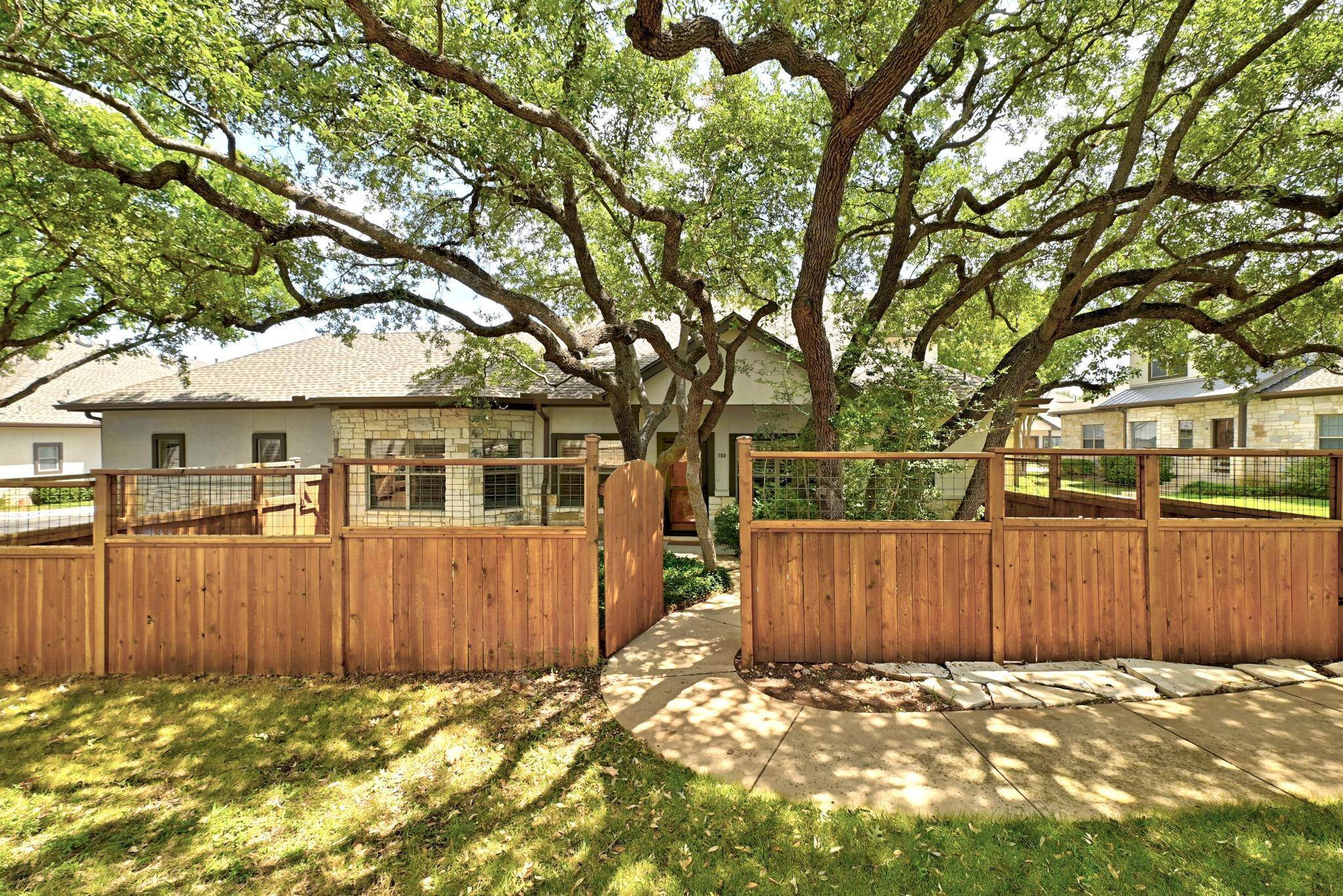 8701 Escarpment BLVD #103, Austin, TX 78749