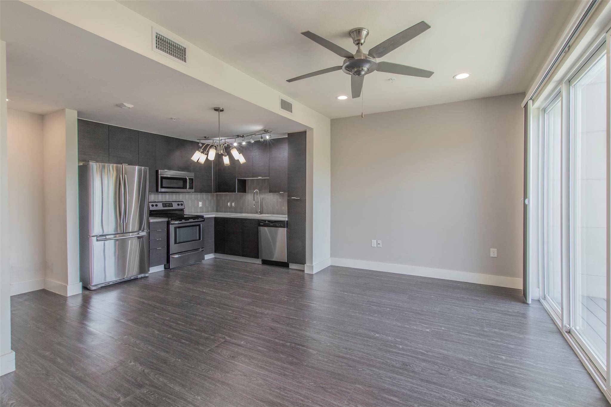 604 N Bluff DR #155, Austin, TX 78745
