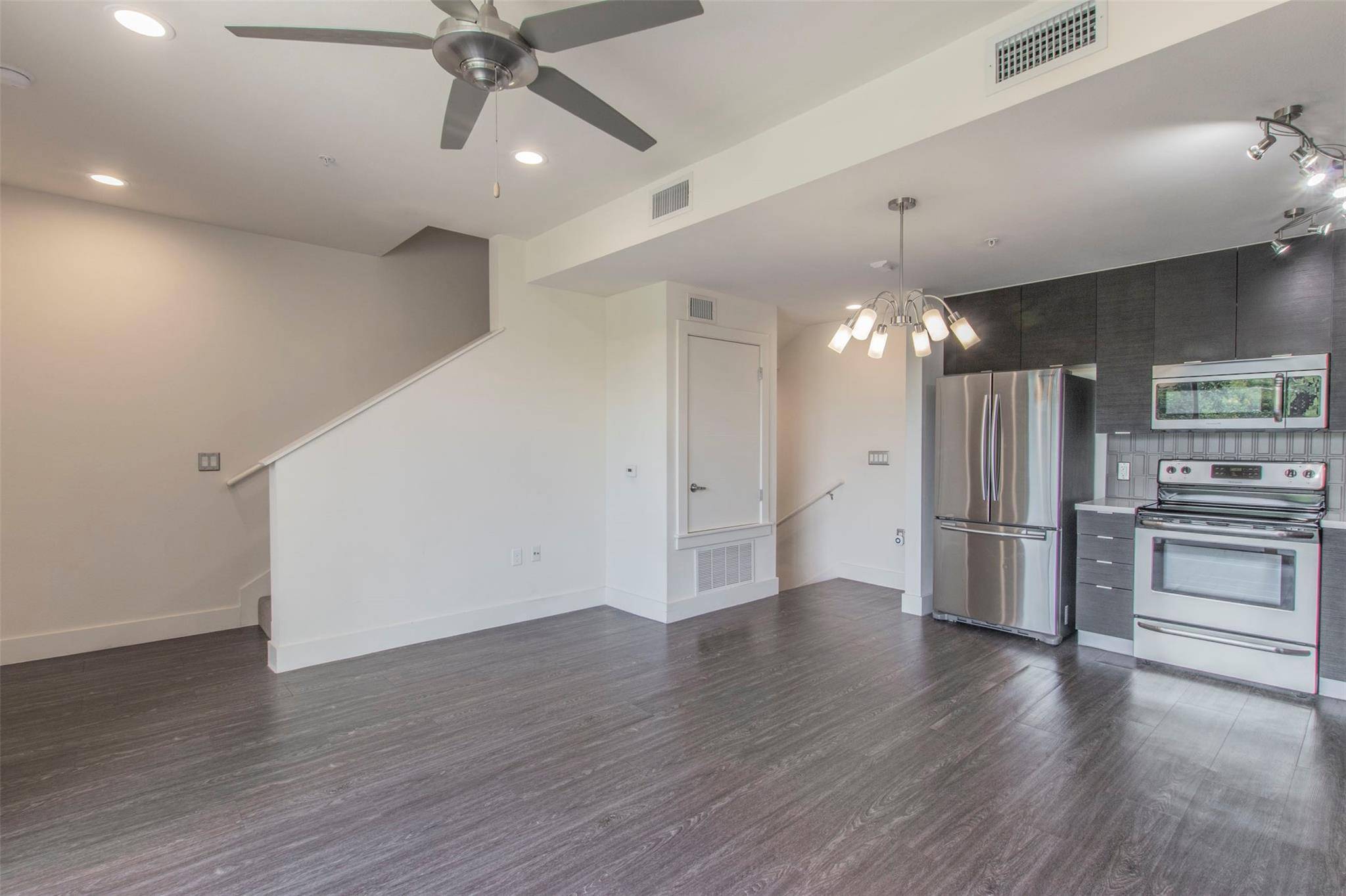 604 N Bluff DR #155, Austin, TX 78745