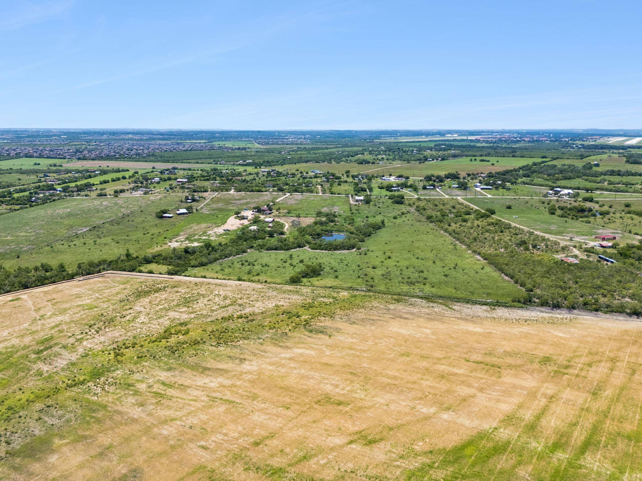 6580 Pfeil RD, Schertz, TX 78154