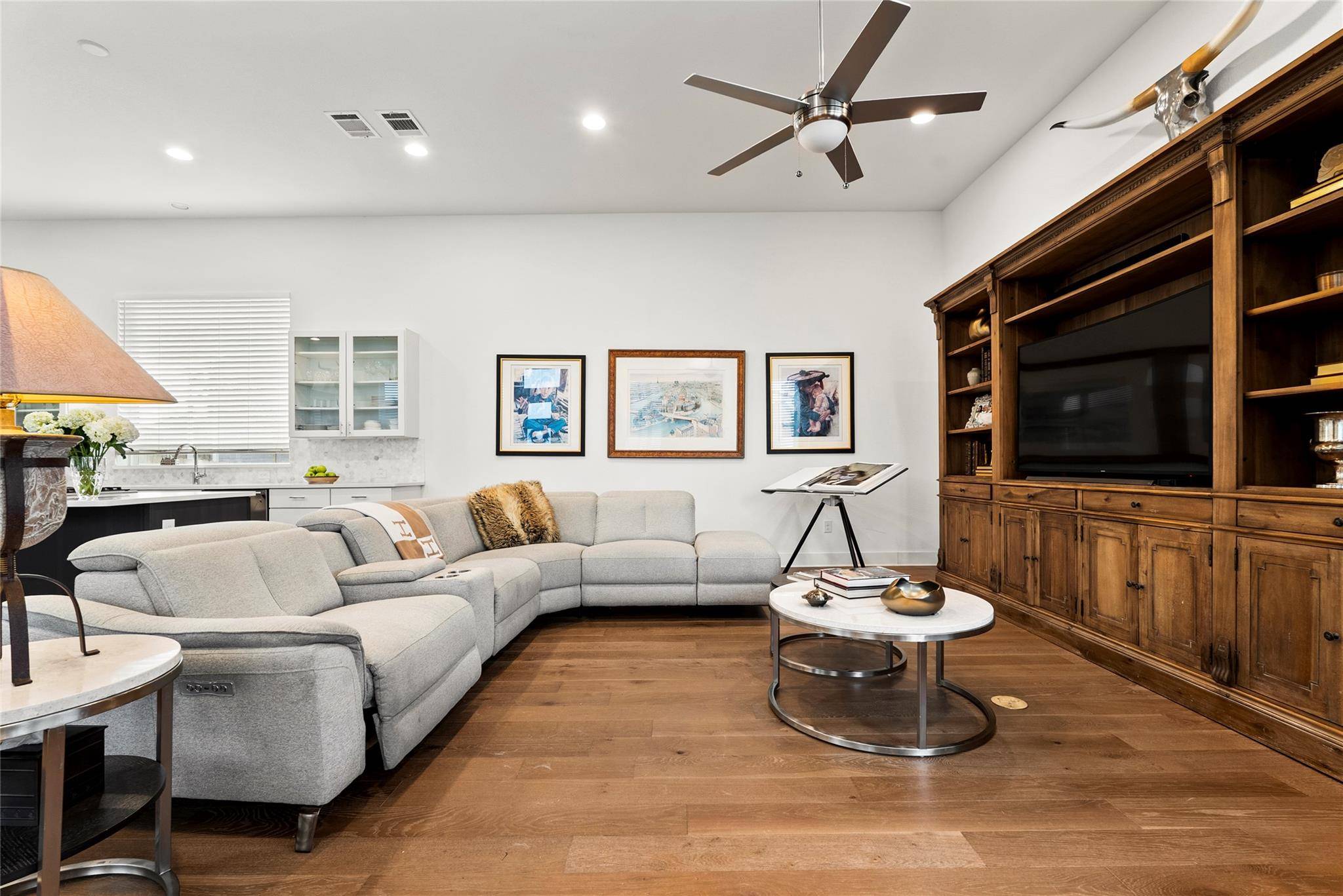 7417 Cordoba DR, Austin, TX 78724