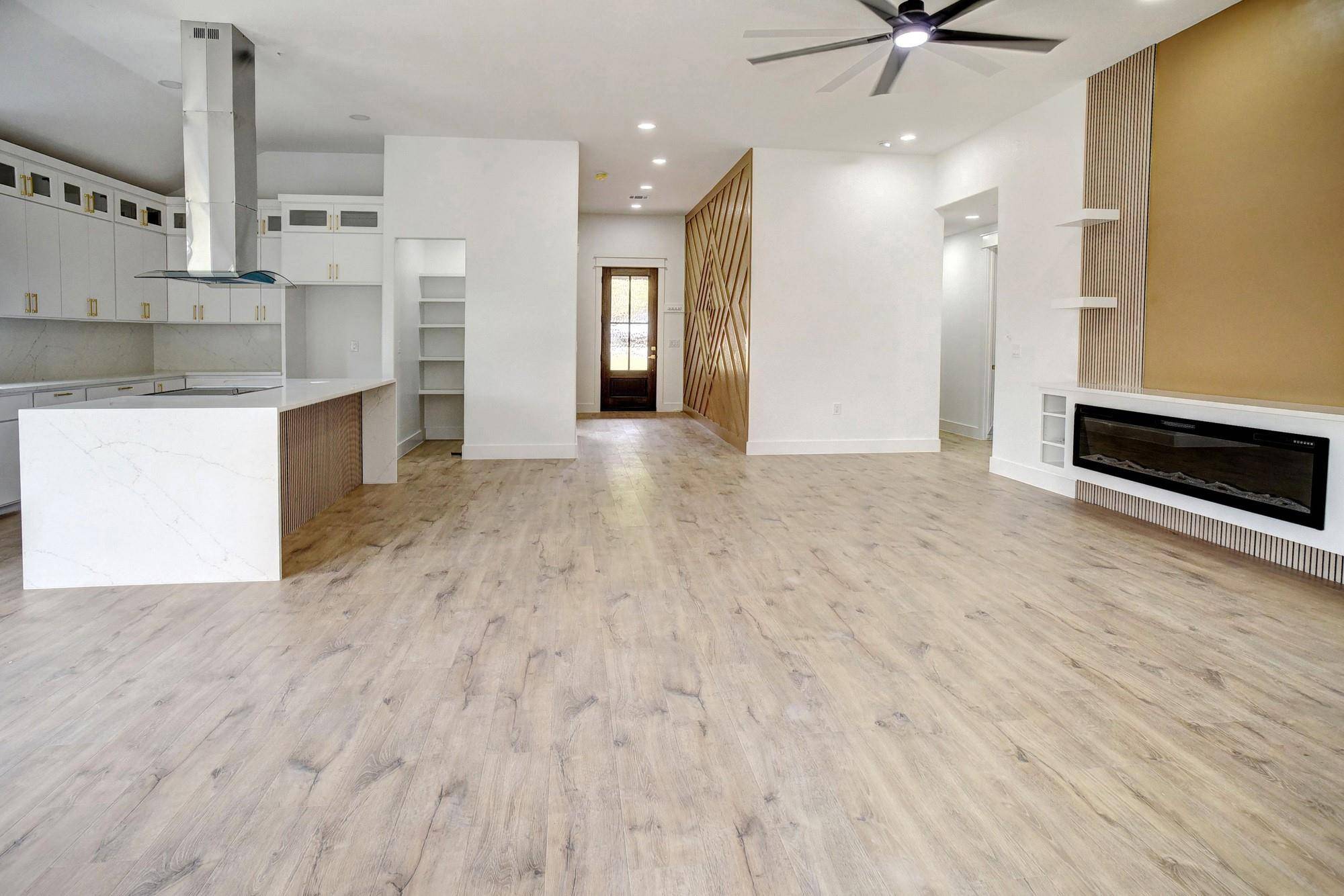110 Mamalu, Bastrop, TX 78602