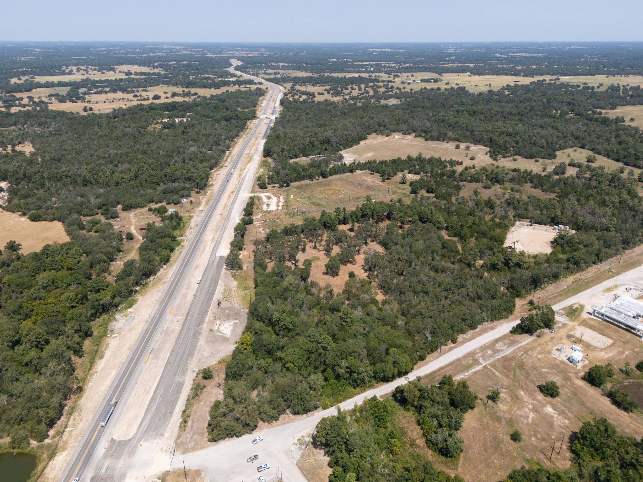 7604 N US Highway 77 HWY, La Grange, TX 78945