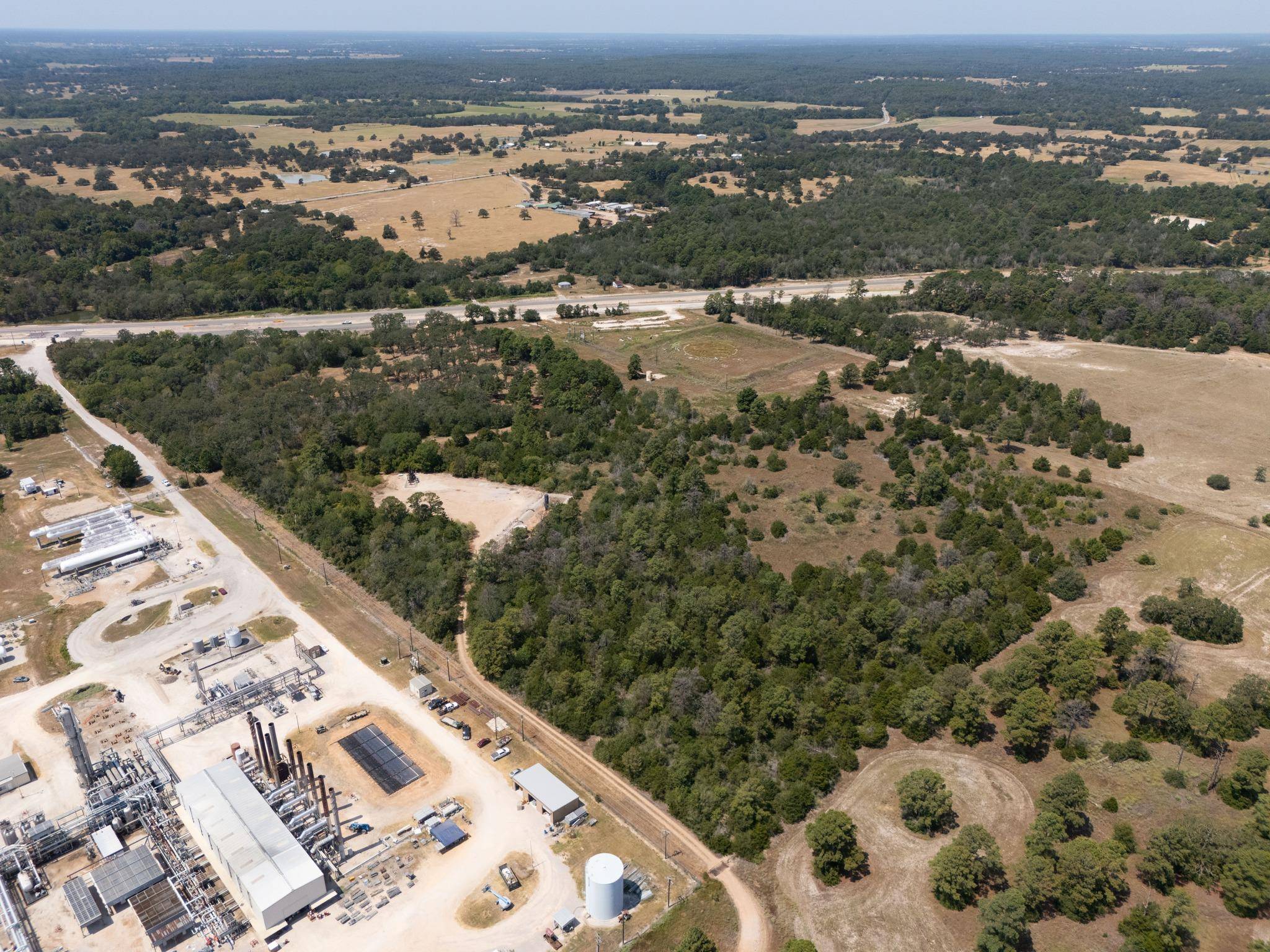 7604 N US Highway 77 HWY, La Grange, TX 78945