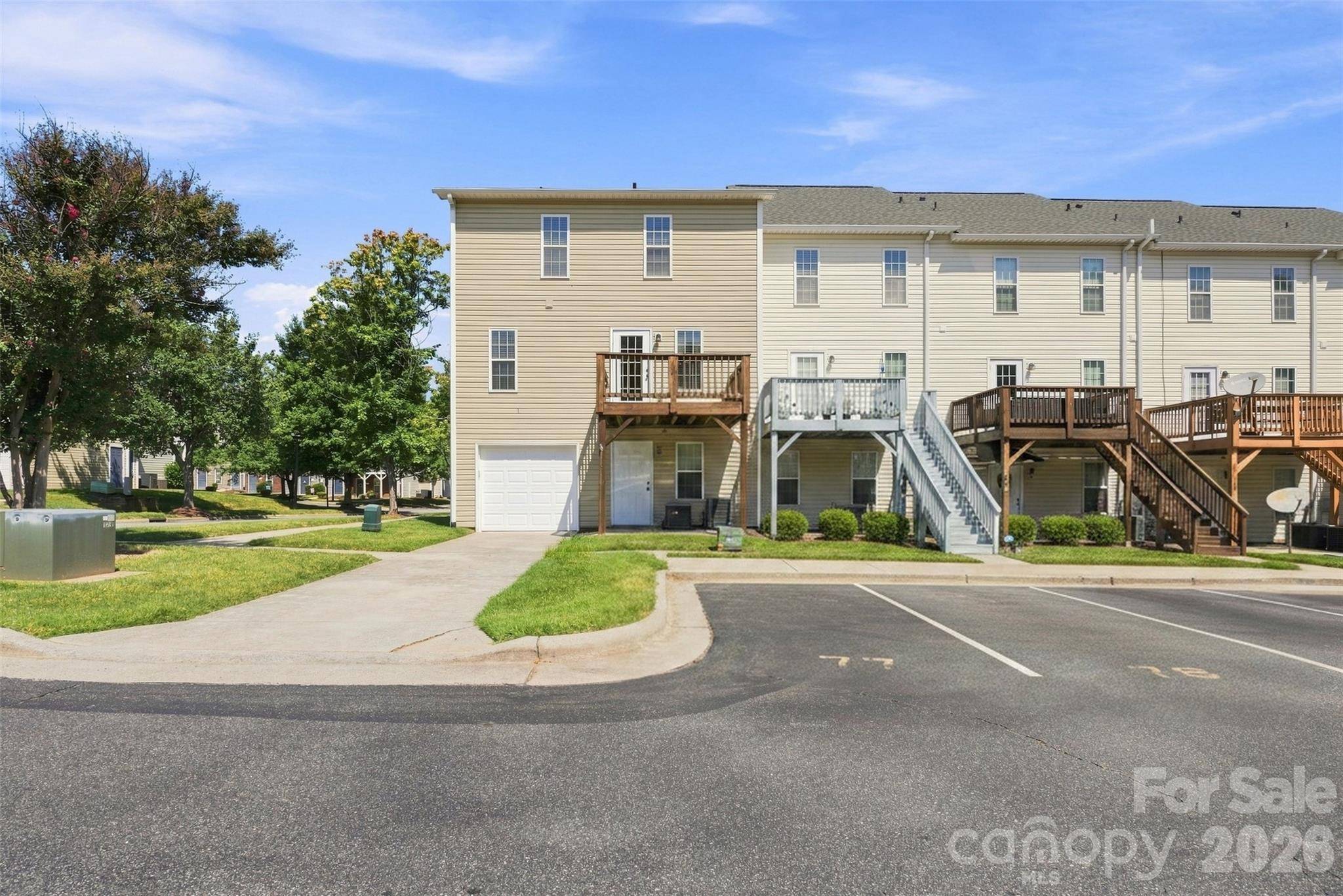 106 Locomotive LN #201, Mooresville, NC 28115