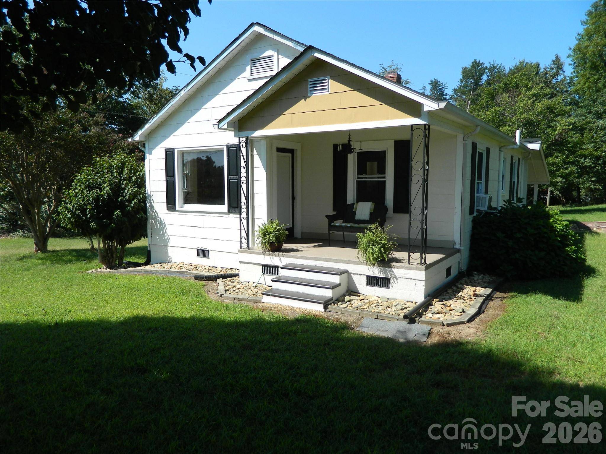 4441 Hickory Nut Ridge RD SW, Hudson, NC 28638
