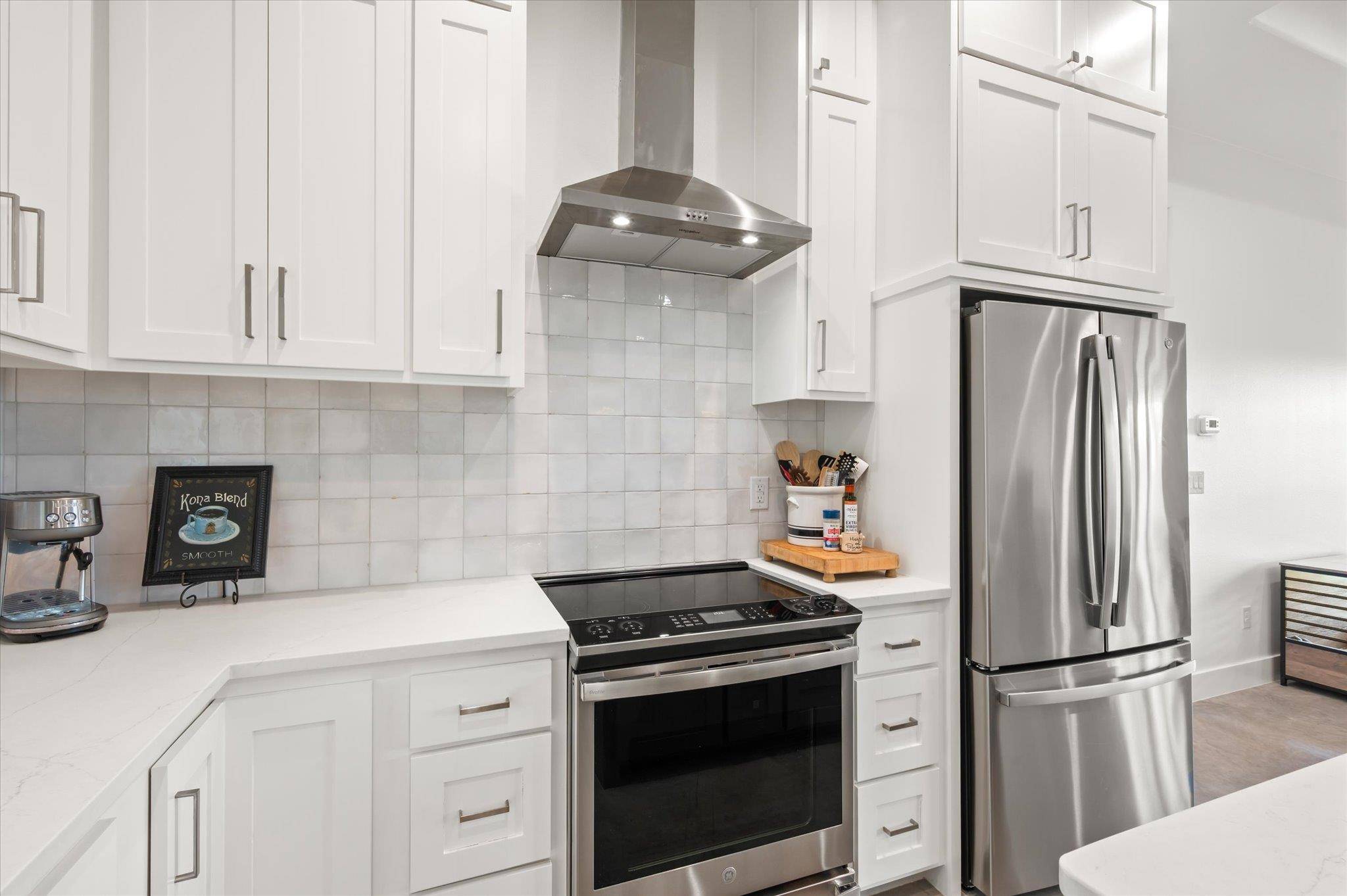405 Taylor DR, Marble Falls, TX 78657