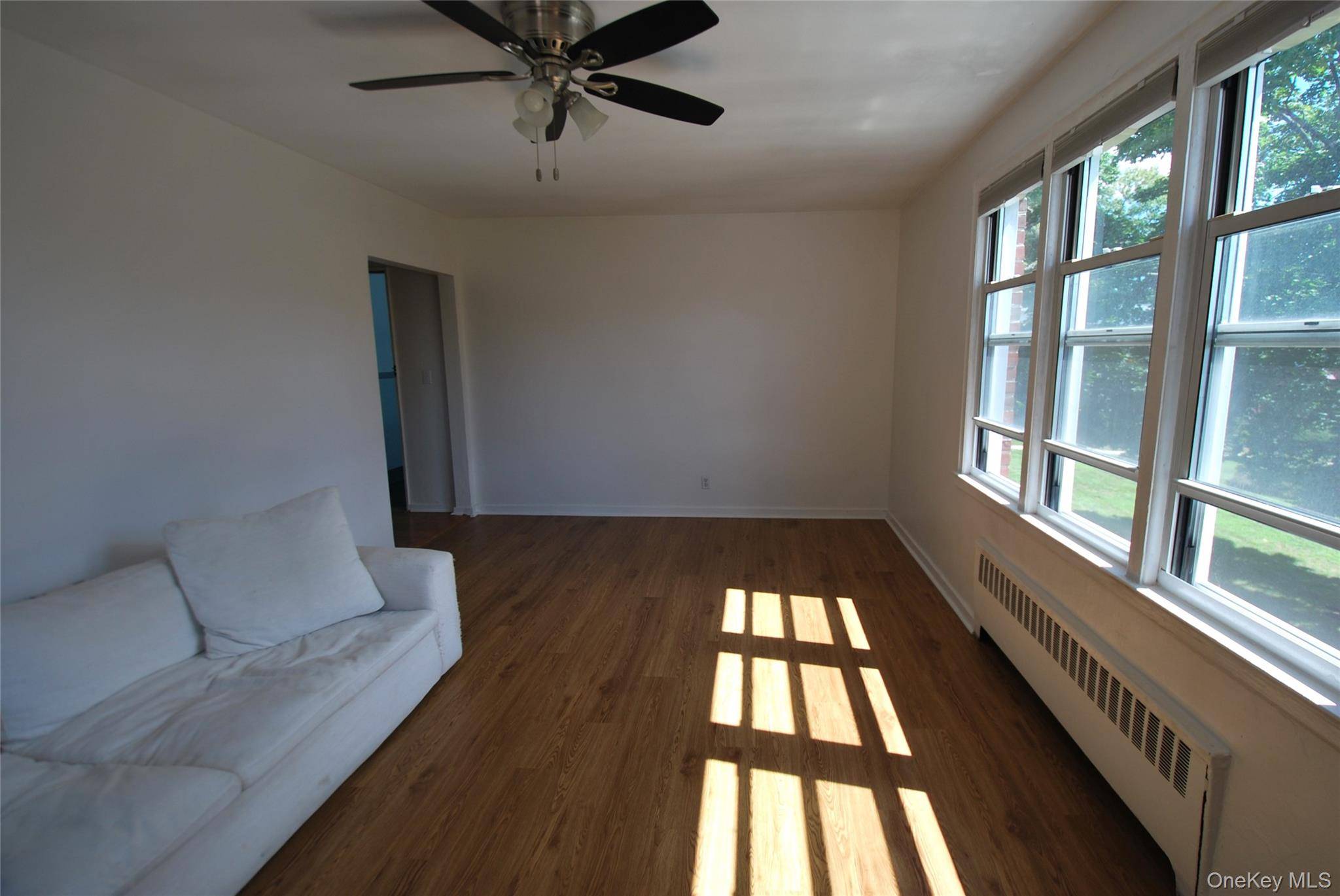10 Stokes RD #2A, Yonkers, NY 10710