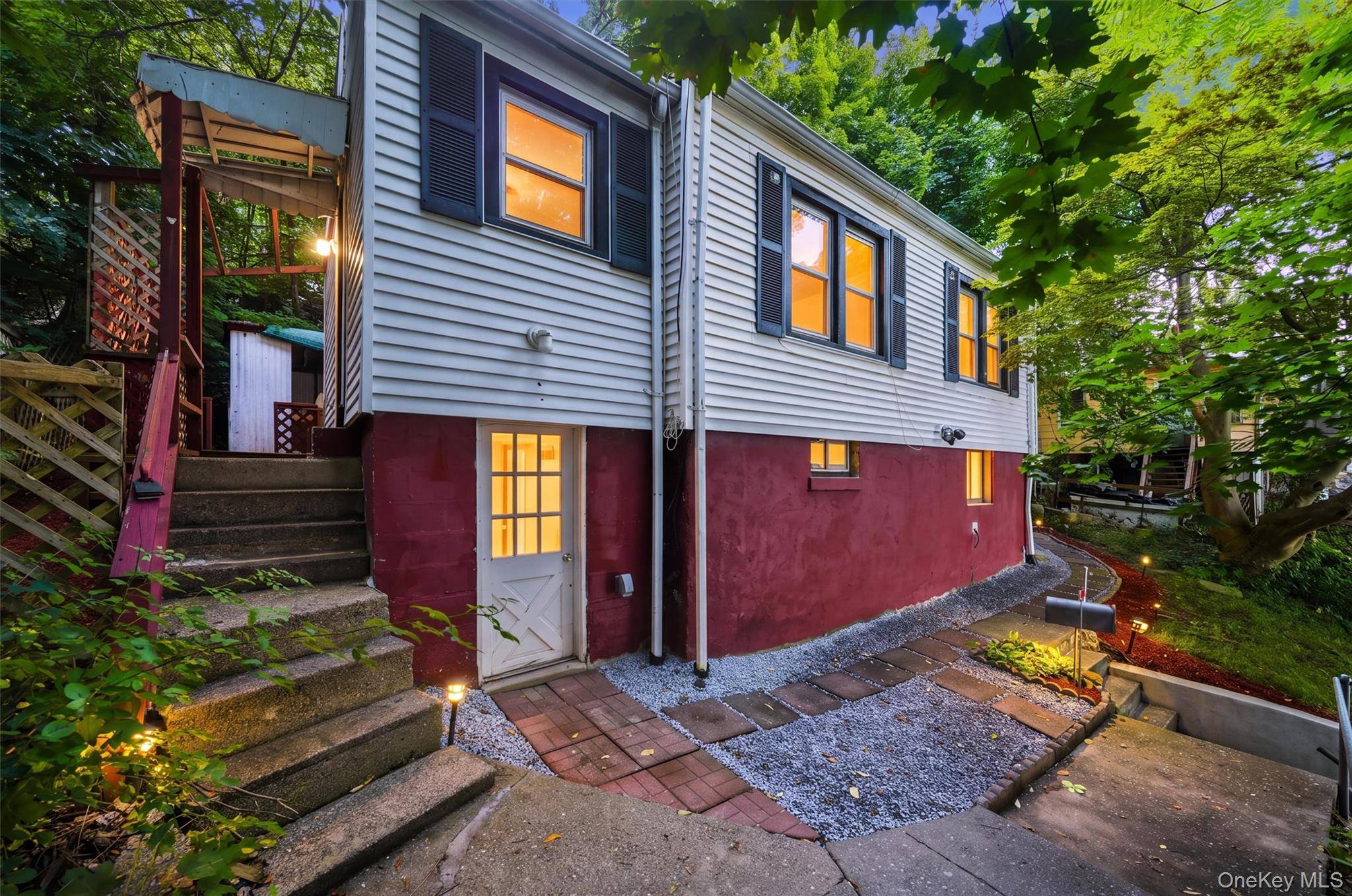 669 N Division ST, Peekskill, NY 10566