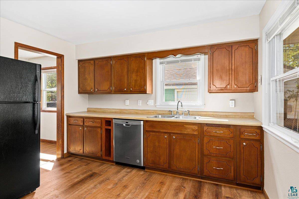 514 W Webbeking Dr, Carlton, MN 55718