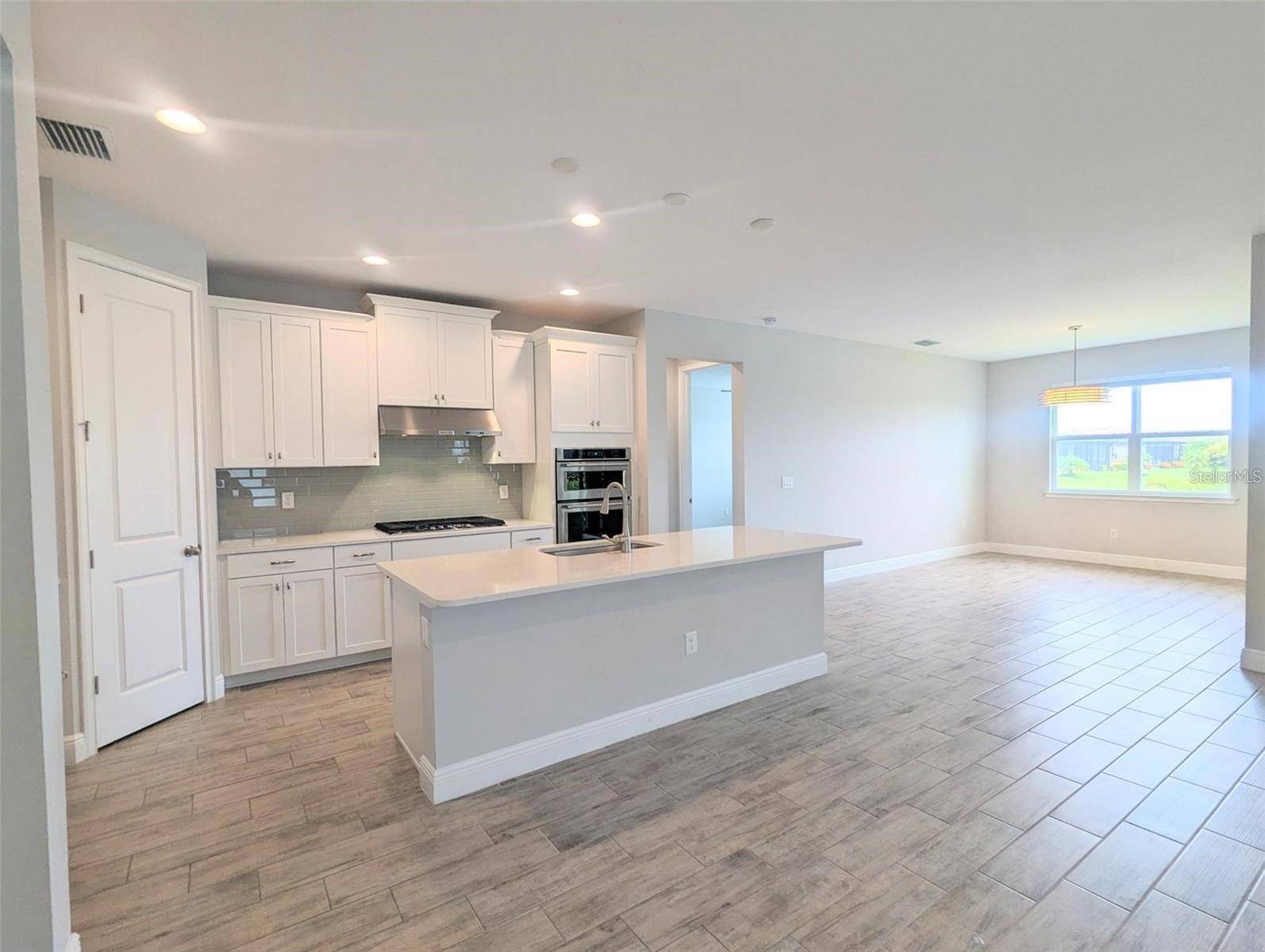 5834 LONG SHORE LOOP, Sarasota, FL 34238