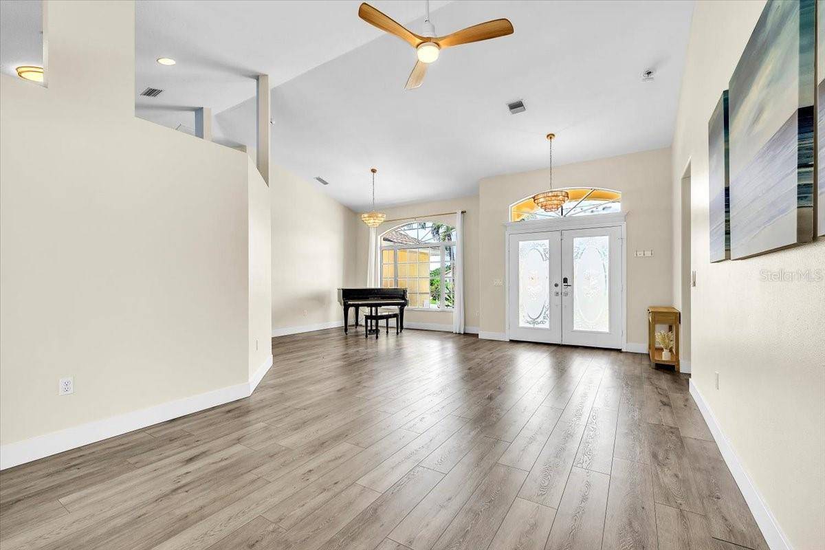 221 SPORTSMAN RD, Rotonda West, FL 33947