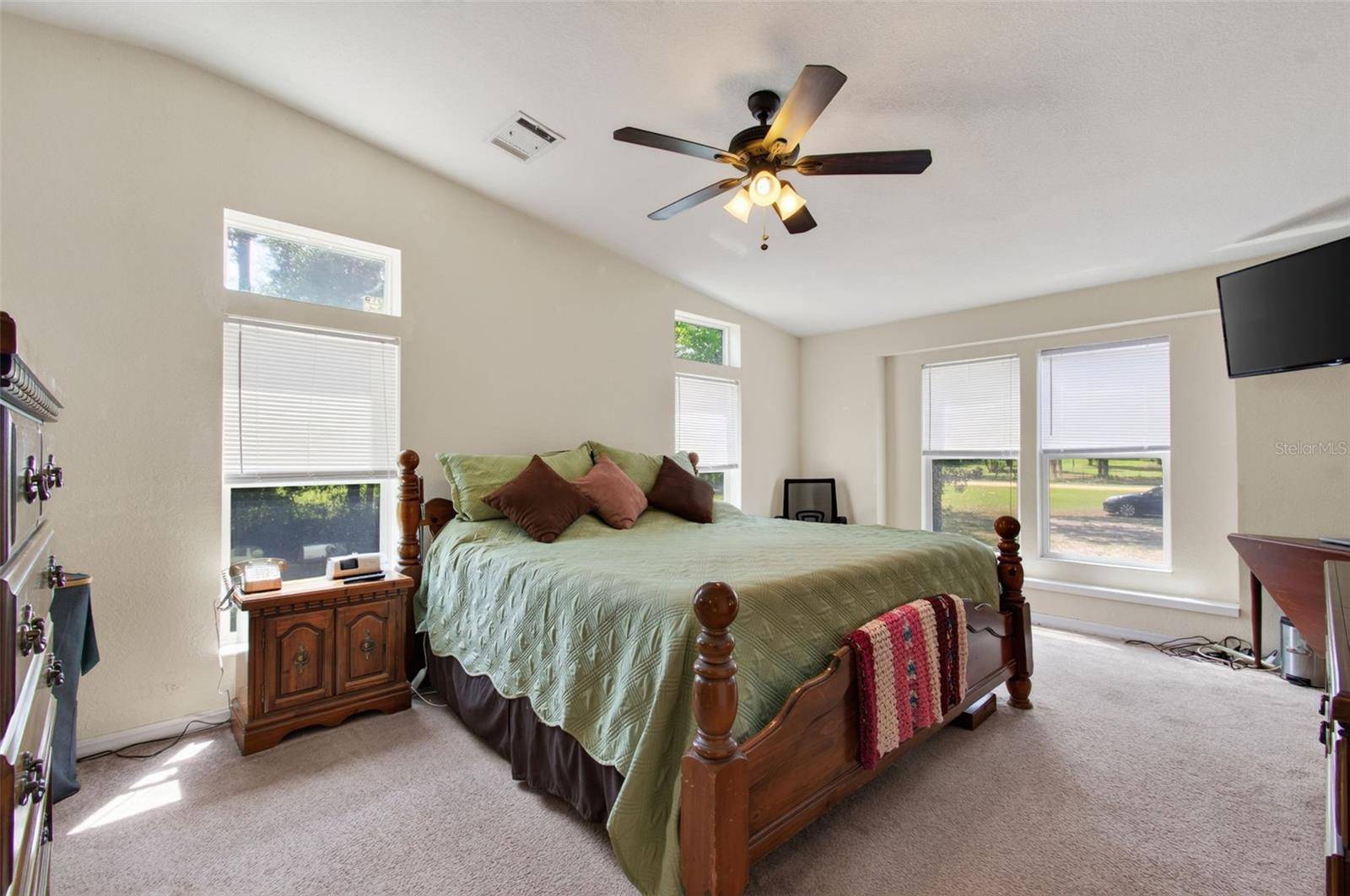 114 GREEN OAK DR, Melrose, FL 32666