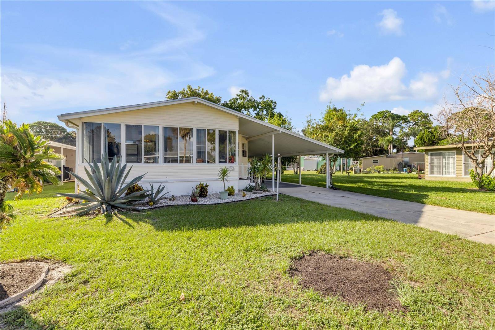 126 CEDAR ST, Edgewater, FL 32141