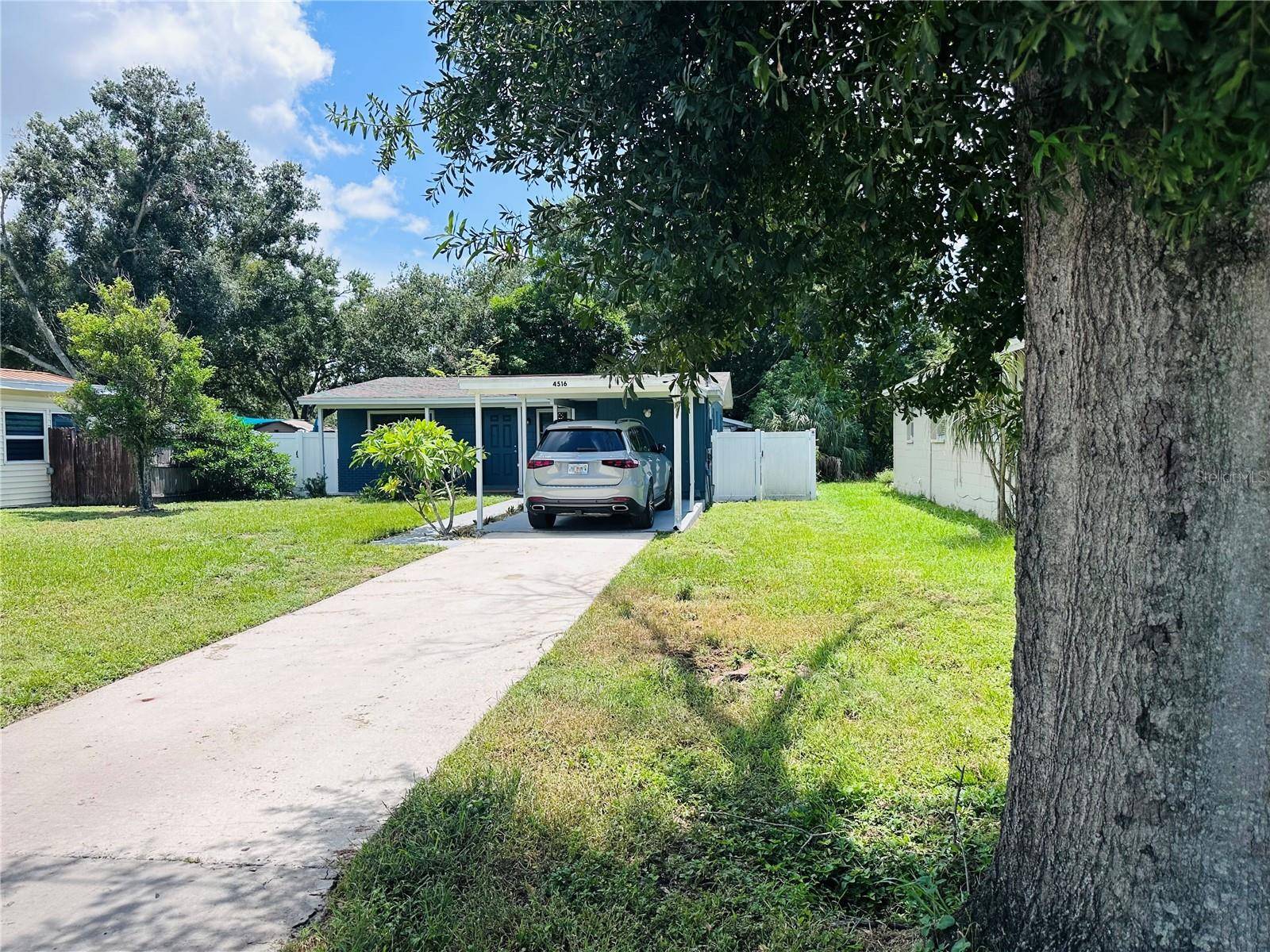 4516 W PAXTON AVE, Tampa, FL 33611