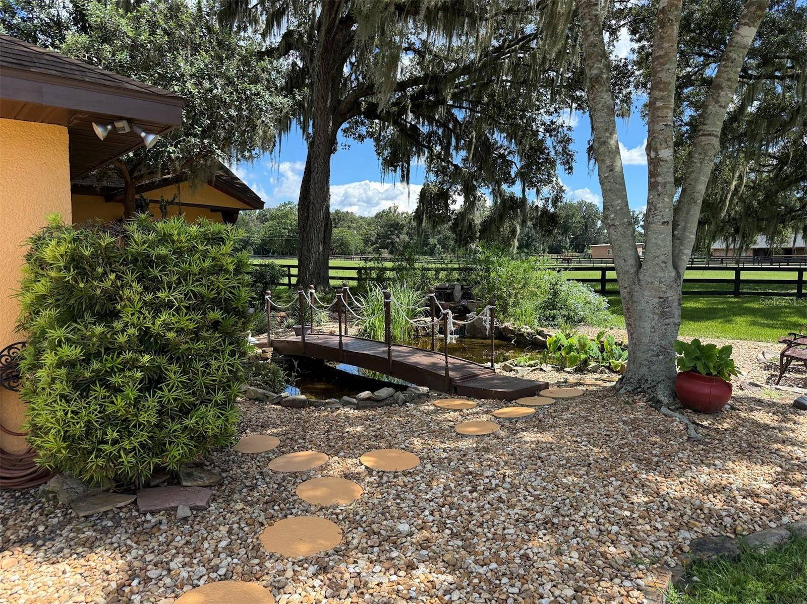 8550 NW 136TH AVENUE RD, Ocala, FL 34482