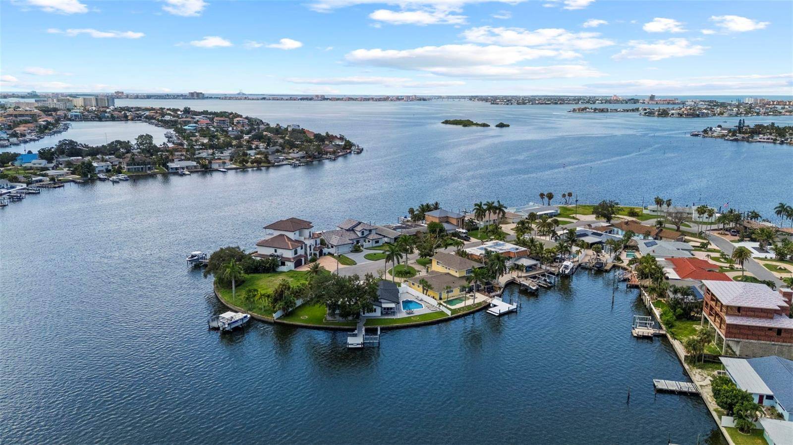 1514 SEA GULL DR S, St Petersburg, FL 33707
