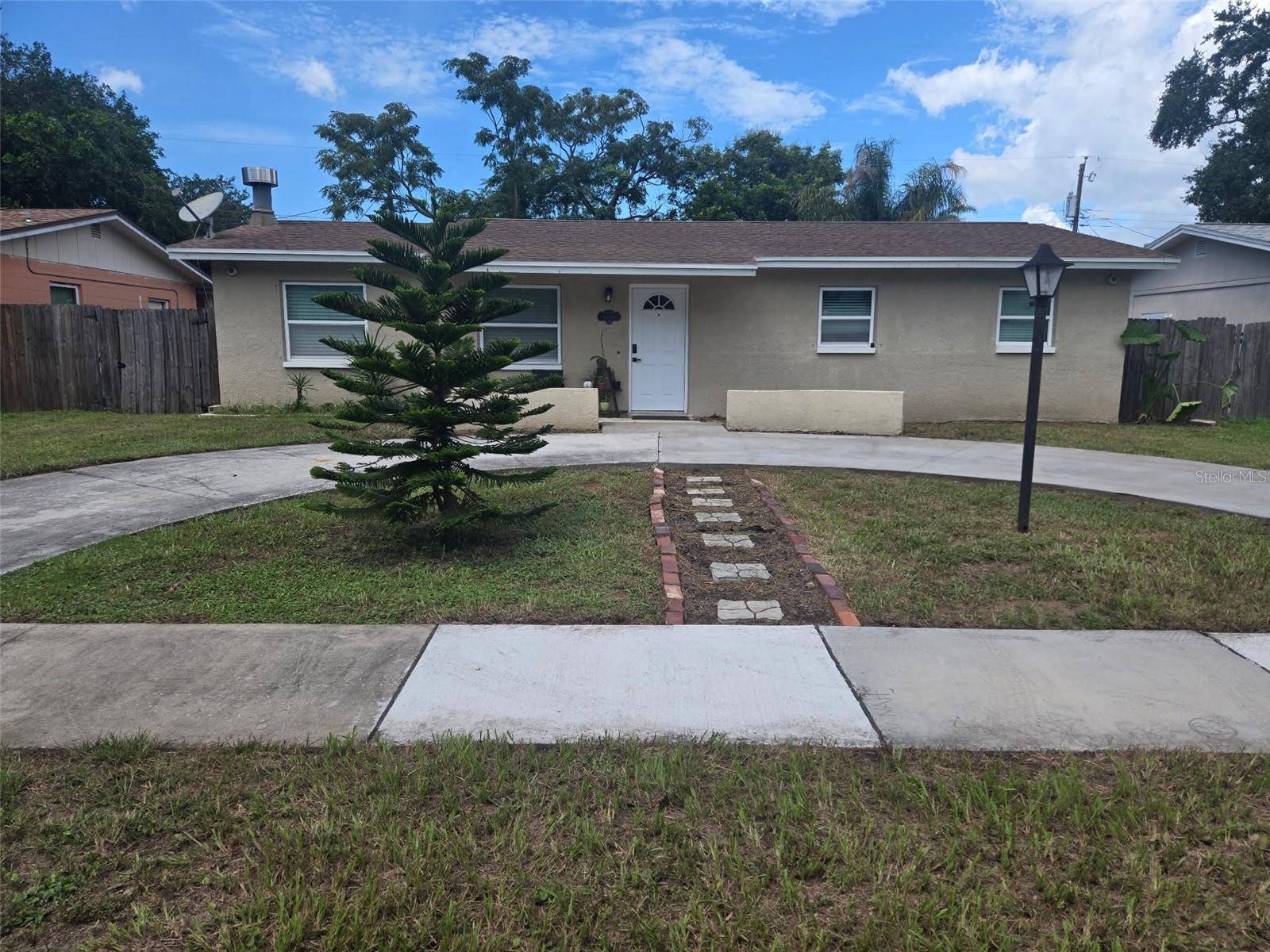 11199 TEMPLE AVE, Seminole, FL 33772