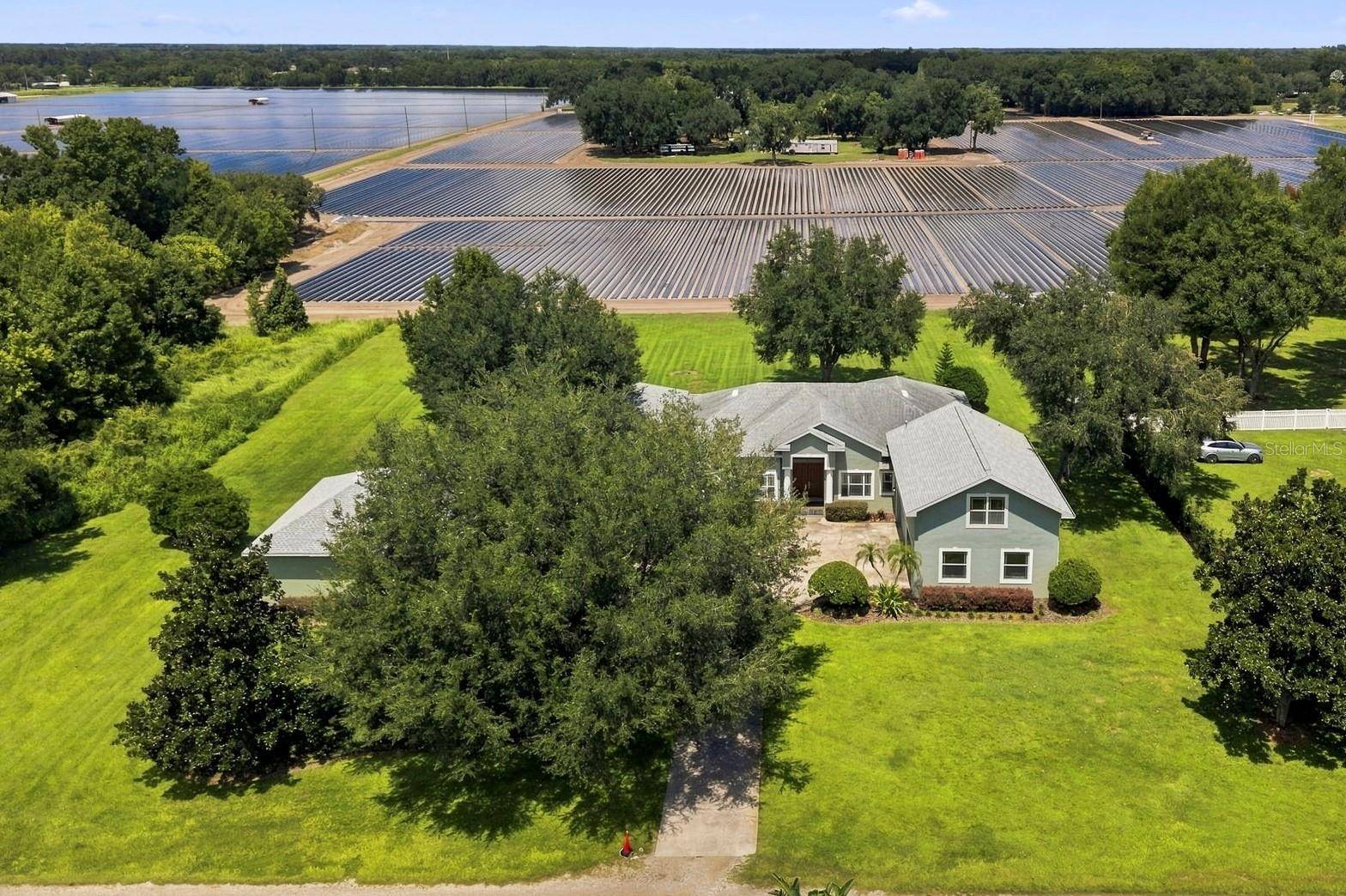 3410 PUNKIN PATCH LN, Dover, FL 33527