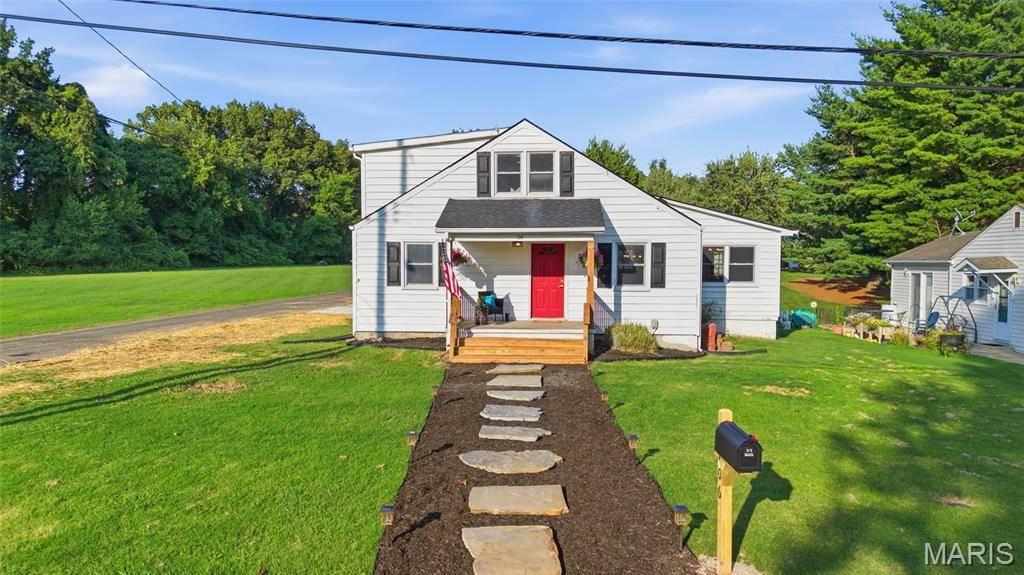 106 Guinzy HL, Collinsville, IL 62234