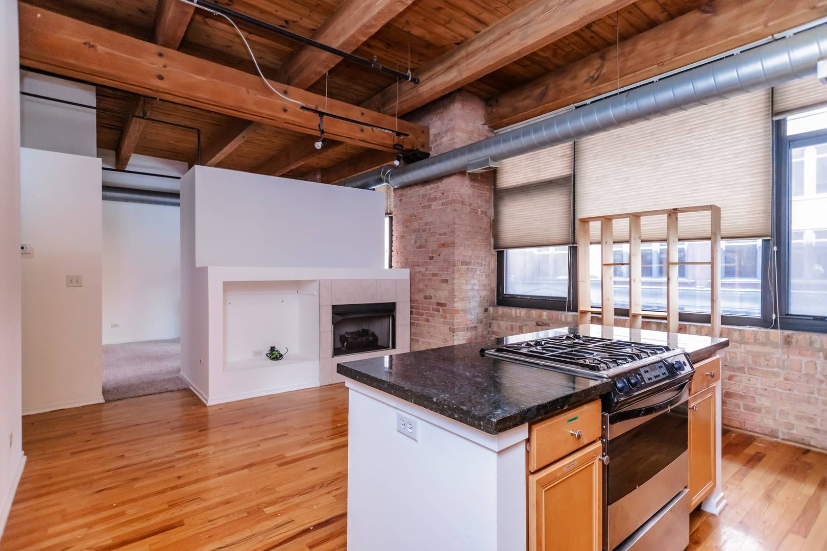 625 W Jackson BLVD #212, Chicago, IL 60661