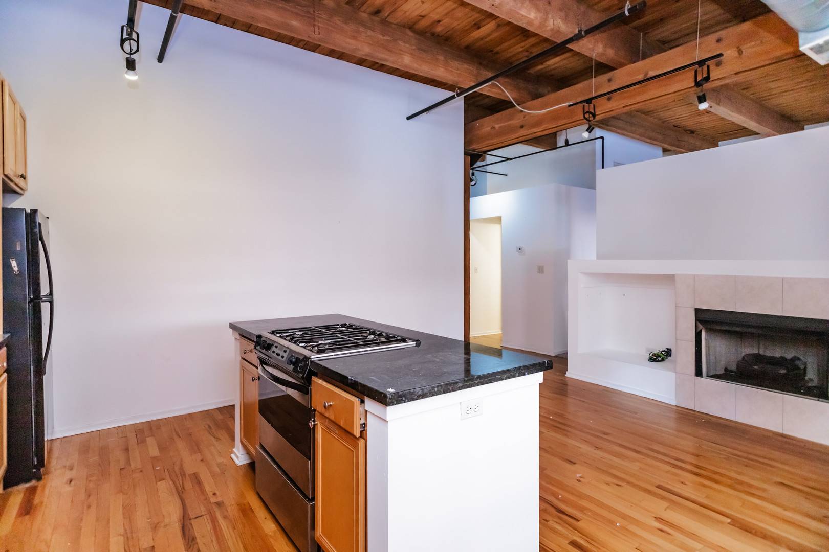 625 W Jackson BLVD #212, Chicago, IL 60661