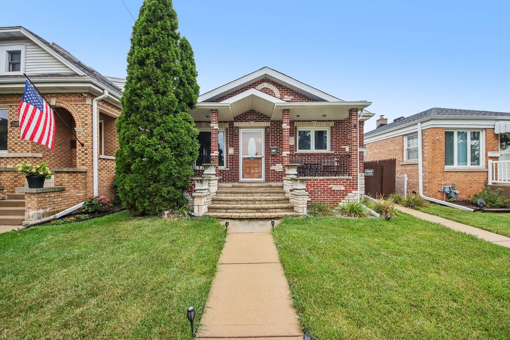 2556 Wood ST, River Grove, IL 60171