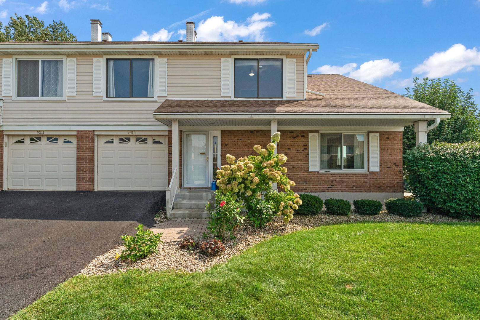 9315 W 142nd ST #102, Orland Park, IL 60462